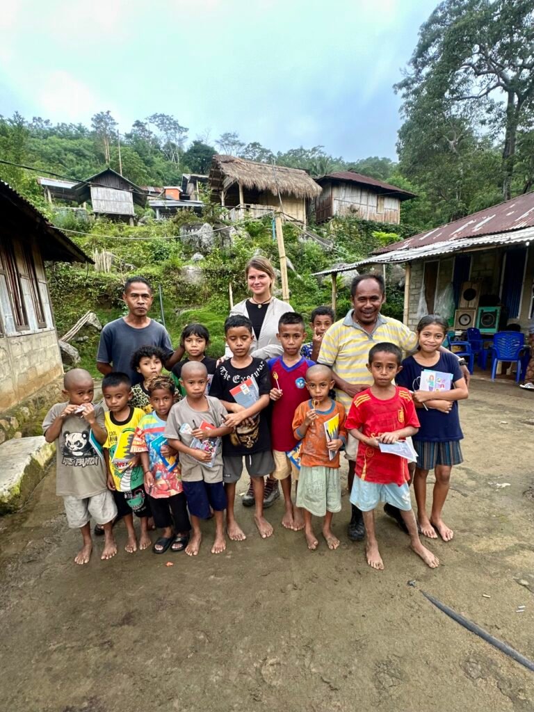 Local children in Lapananga village