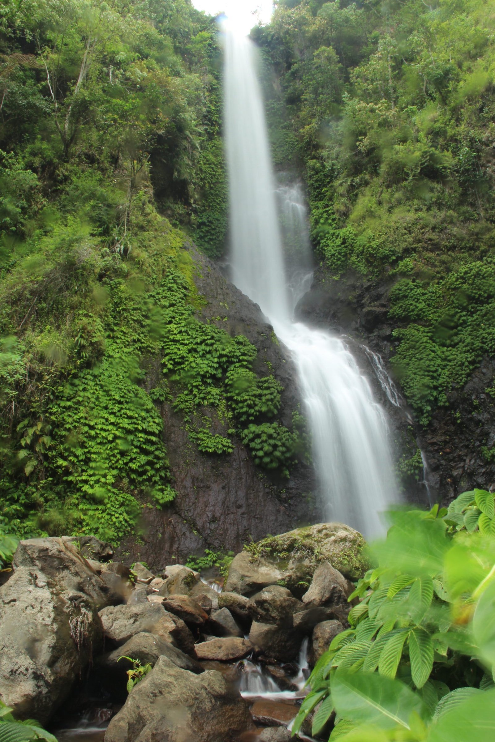 Murukeba waterfall in Moni